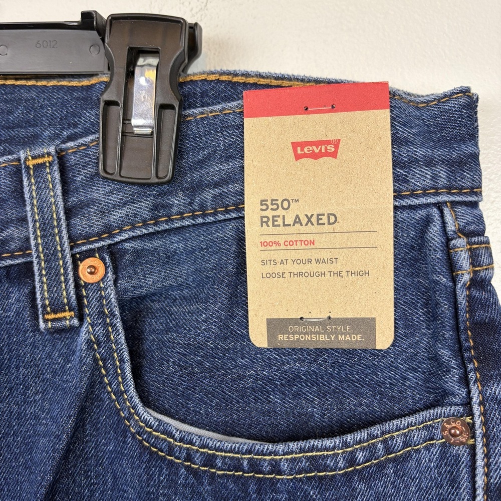 Levis 550 Jeans Mens 40x30 Blue Relaxed Fit‎ Tapered Leg Denim 100% Cotton - Picture 4 of 10
